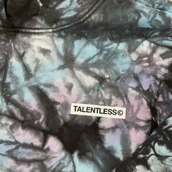 Talentless tie dye hoodie - Picture 2 of 3